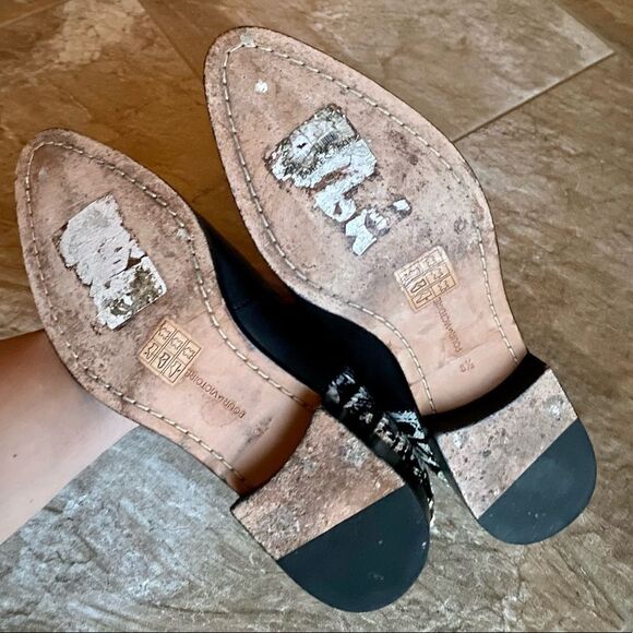 Pour La Victoire Two-Tone Ankle Booties - Picture 13 of 13